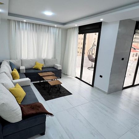 Apartamento شقة رووف اطلاله رائعه Amán Exterior foto